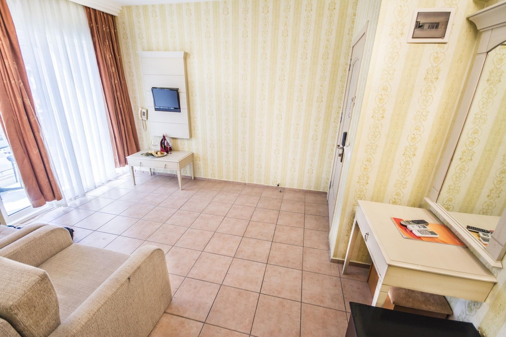 Mersoy Exclusive Hotel (Adults Only) İçmeler Buitenkant foto